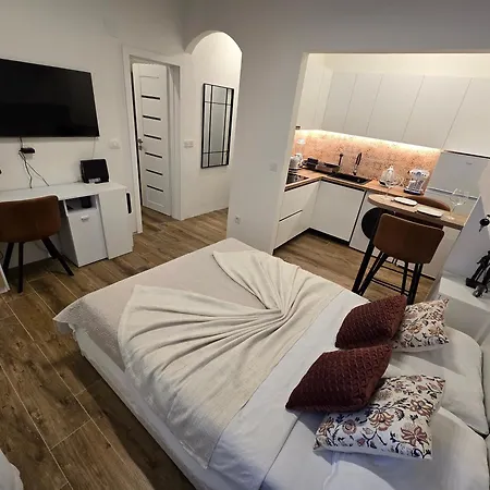 Appartement Kiki For 2, Near Old Town & Beach, Free Wifi Zadar