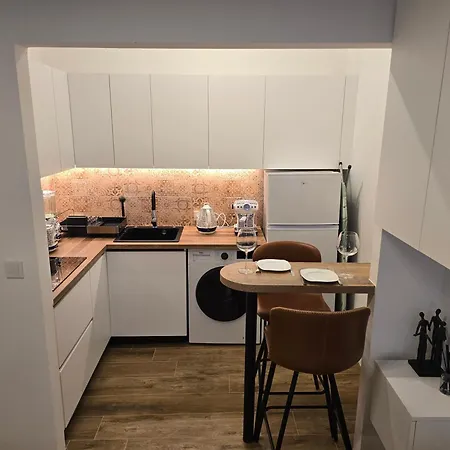 Kiki For 2, Near Old Town & Beach, Free Wifi Apartman *